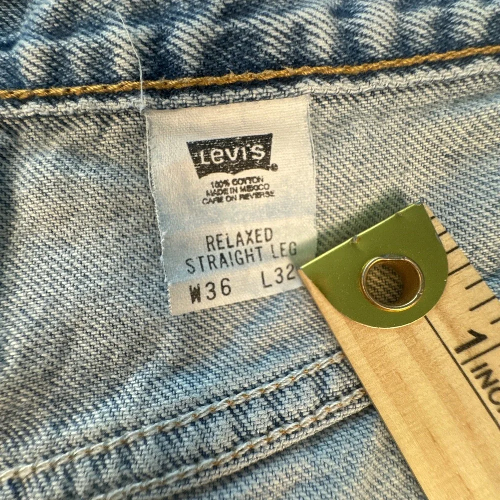 Vintage Levi's Men's Jeans 36 X 32 Y2K‎ Relaxed Fit 2000's